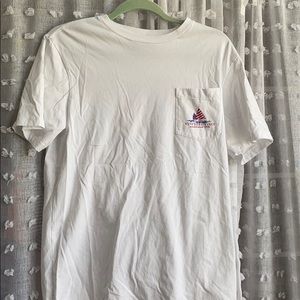 Vineyard vines tshirt